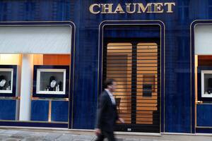 Insólito robo en pleno París: 3 millones de euros en joyas, huida en monopatín y arresto