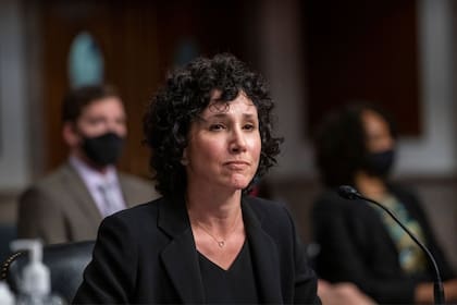 La jueza Deborah L. Boardman enfatizó que ningún tribunal ha respaldado la interpretación de Trump sobre la Enmienda 14