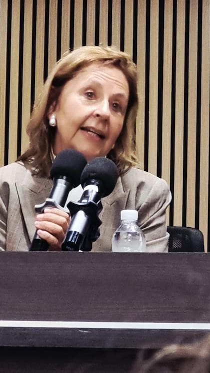 La jueza María Elena López