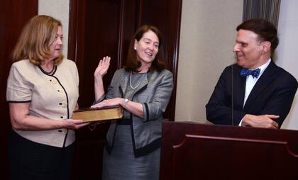 La jueza Mary Kay Vyskocil, de Nueva York, que lleva el juicio en el que está involucrado el gobierno de la provincia de Buenos Aires