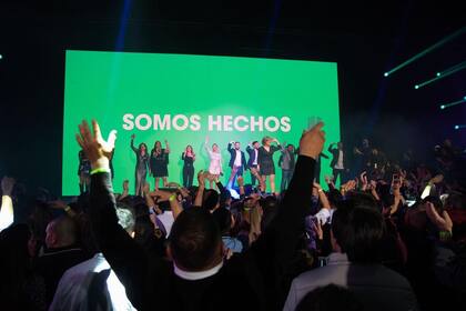 La junta directiva del gremio arengó al público