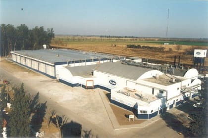La Justicia busca vender la empresa “en marcha”, mientras distintos grupos empresarios analizan avanzar sobre plantas, marcas y otros activos de la cooperativa