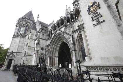 La Justicia le impidió a la BBC compartir el nombre del espía