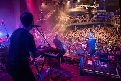 La Kermesse Redonda con Groove totalmente lleno, en diciembre de 2017