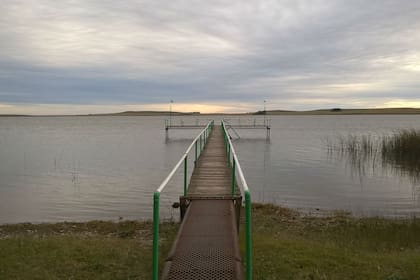 La laguna Las Encadenadas está ubicada entre Tornquist y Pigüé
