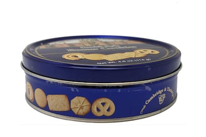 La lata reutilizable es un punto clave del producto. (Dollar Tree)