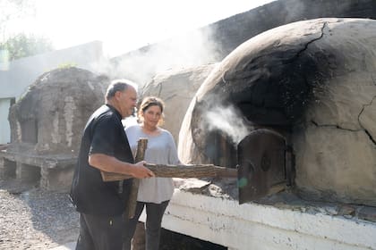 La Lechuza ofrece delicias que se cocinan con tiempo, en el horno de barro.