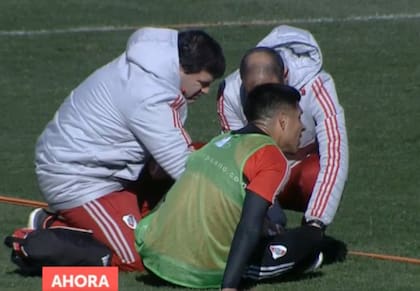 La lesión de Enzo Pérez, que lo obligó a retirarse del entrenamiento de River