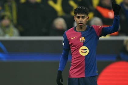 La lesión de Lamine Yamal significa una baja de peso para el Barcelona que intentará suplantarlo de la mejor forma (Archivo)
