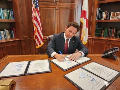 La ley de Florida había sido firmada por el gobernador Ron DeSantis en 2023