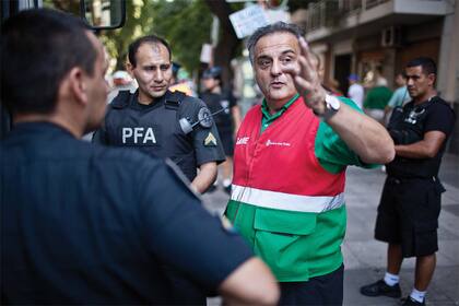 La ley de la calle. En el SAME, la adrenalina y el contacto con las mayores tragedias de la ciudad son el pan cotidiano