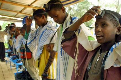 La Ley del Retorno hizo posible la emigración a Israel de millones de judíos procedentes todo el mundo, como estos jóvenes de Etiopía