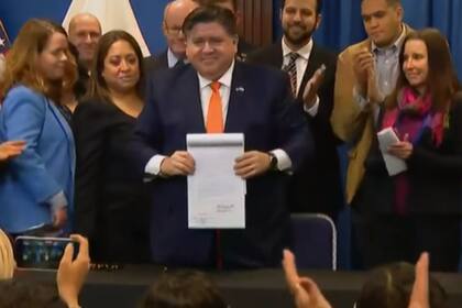 La Ley Karina ya fue aprobada en Illinois