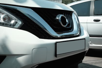 La ley modificó el estatuto 320.061 para que cualquier alteración del certificado de registro, la placa oficial, la matrícula temporal o el sticker de validación pase a ser un delito menor de segundo grado