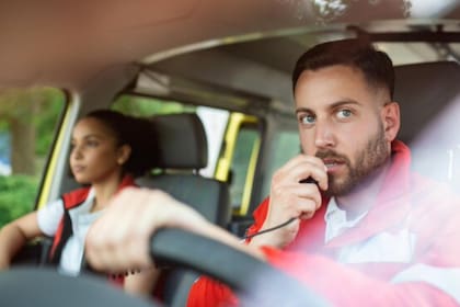 La ley permitirá que los trabajadores de los Servicios de Emergencias Médicas reciban su pago en Nueva York