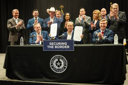 La Ley SB 8 impone nuevas formas de colaboración, pero Harris optó por mantener el modelo exclusivamente penitenciario