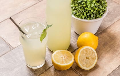 La limonada es una de las bebidas más refrescantes y beneficiosa para el organismo