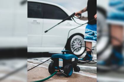 La limpieza en un auto es fundamental para evitar daños de largo plazo (Foto Pexels)