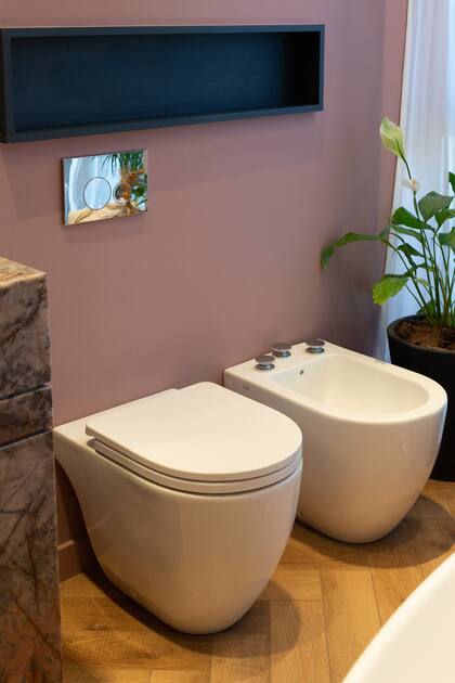 La línea de sanitarios Fontana se luce en el loft 903