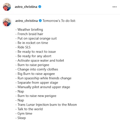 La lista completa que publió la mujer que viajará hoy a la Luna y que incluye dos "Nap time", momento de siesta