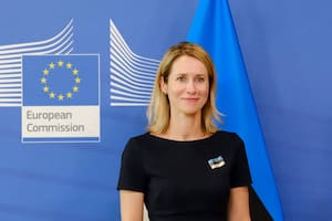 “Deberíamos dejar de fingir que Rusia está negociando la paz y obligarle a hacerlo”