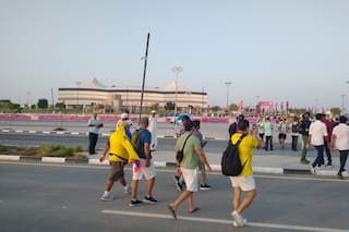 En subte sin chofer y con aire por el calor abrasador: cómo llegamos al estadio de la inauguración del Mundial