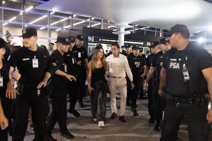 La llegada de Agostina Páez a la Argentina