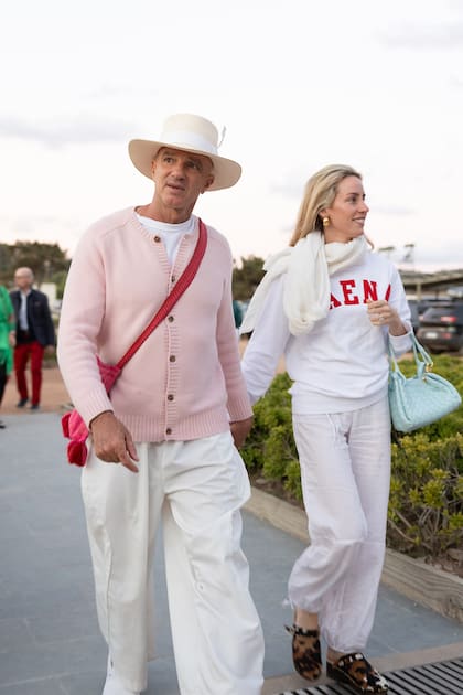 La llegada de Alan y Grace Faena