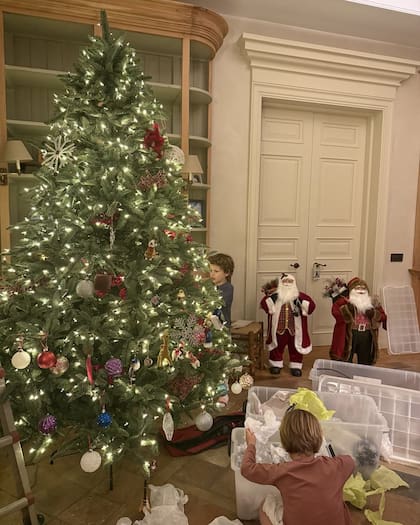 La llegada de la Navidad en el nuevo hogar de la familia de Richard Gere en España (Instagram/@alejandragere)