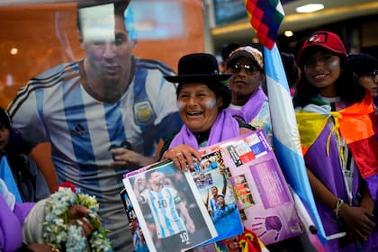 La llegada de Lionel Messi causó furor entre los simpatizantes bolivianos, que soñaban con verlo en cancha