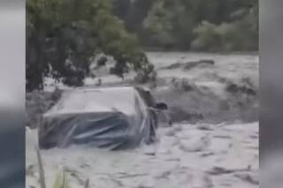 Las imágenes más impactantes del devastador paso del supertifón Fung-wong por Taiwán