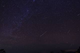 Lluvia de estrellas Ariétidas 2024: cómo y cuándo ver el evento astronómico en Chicago