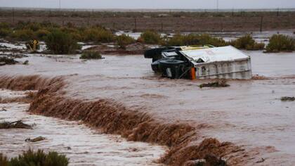 La lluvia obligó a reducir la quinta etapa del Dakar