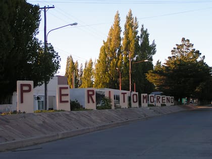 La localidad de Perito Moreno, al norte de Santa Cruz.