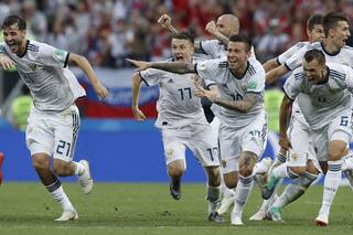 Mundial Rusia 2018: en imágenes, diez festejos rusos y diez lamentos españoles