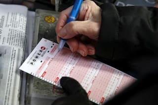 Ganaron la lotería Powerball, pero perderán todo en 2026 si no revisan los números de los boletos