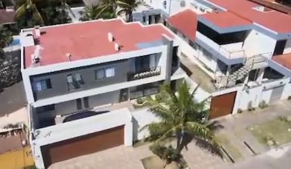 La lujosa casa en la que vivían Sebastián Marset y su familia en Santa Cruz de la Sierra