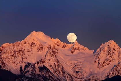 La Luna llena de febrero es la "Luna de Nieve"