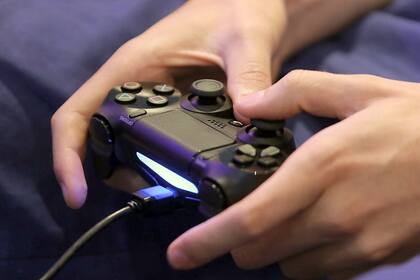 Las tiendas de descarga digital están dominadas por los dueños de las plataformas Sony y Microsoft para PlayStation 4 y Xbox One