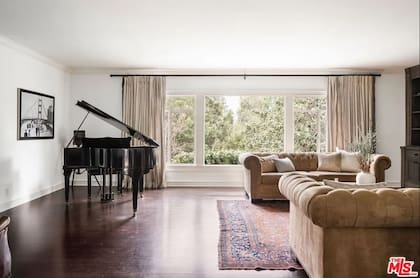 Rachel McAdams vende su casa en Los Ángeles: descubre la sorprendente razón detrás de su decisión La luz natural es algo que destaca en la casa de Rachel McAdams de Los Ángeles