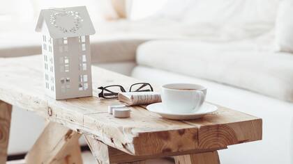 La madera es un elemento preponderante de este estilo. Y cuanto más natural, mejor