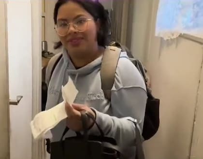 La madre colombiana decidió dejar EE.UU. el 2 de diciembre de 2025