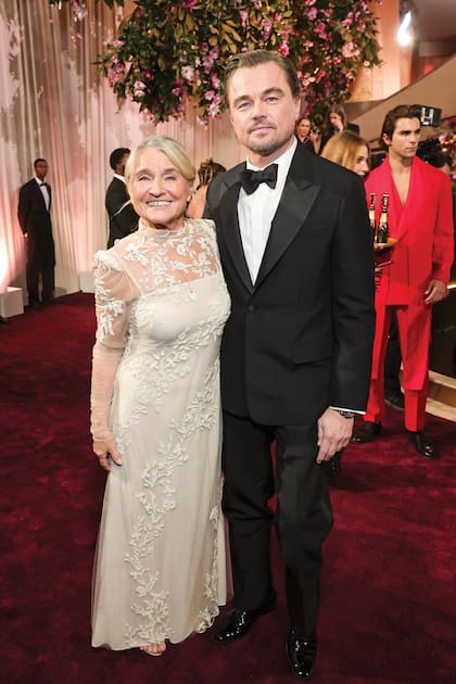 La madre de DiCaprio tiene 82 años
