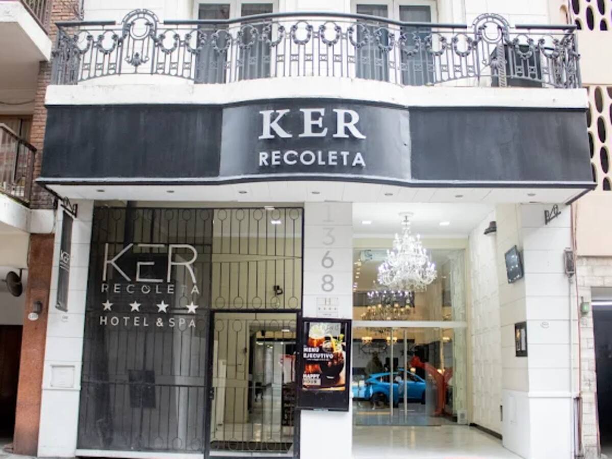 Terror na Recoleta. Uma mãe e seu filho foram encontrados mortos em um quarto de hotel Terror na Recoleta. Uma mãe e seu filho foram encontrados mortos em um quarto de hotel