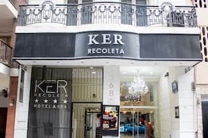 Horror en Recoleta: encontraron muerta a una madre y su hijo dentro de una habitación de un hotel