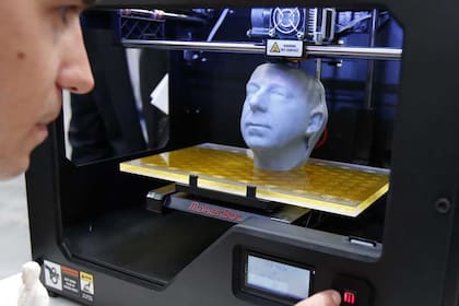 La Maker Bot Replicator 2, una de los varios modelos adoptados por los entusiastas de las impresoras 3D