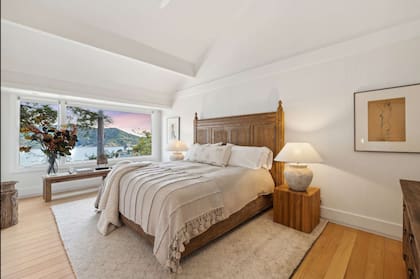 La mansión cuenta con 260 metros cuadrados habitables y vistas hacia la bahía de San Francisco
