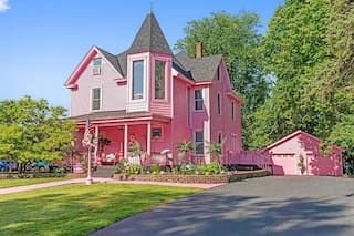 Así es por dentro la increíble casa rosa inspirada en Barbie: cuesta US$1,1 millones