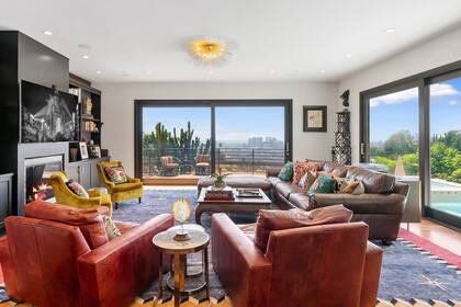 La mansión de Greta Garbo en Beverly Hills tiene una vista espectacular