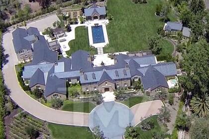 La mansión de Kanye West y Kardashian